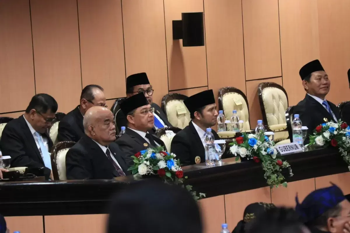 Gubernur Kalimantan Barat, Drs. H. Ria Norsan, saat menghadiri Sidang Paripurna Luar Biasa ke-4 Dewan Perwakilan Daerah Republik Indonesia (DPD RI)