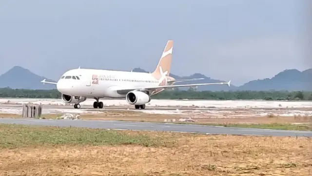 Kabut Asap Kembali Ganggu Penerbangan Bandara Singkawang, Layanan Dihentikan