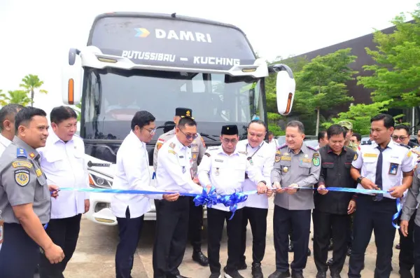 Bus DAMRI Putussibau–Badau–Lubok Antu Resmi Beroperasi, Dorong Ekonomi Perbatasan