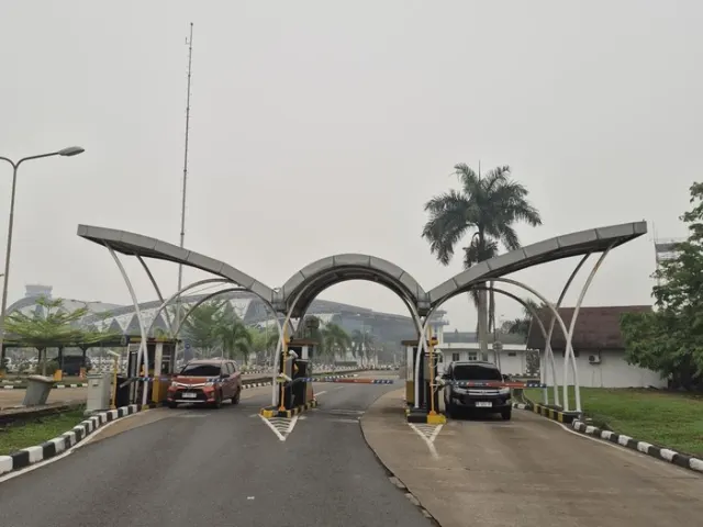 Resmi Naik 15 Oktober, Ini Skema Tarif Parkir Mobil Terbaru di Bandara Supadio